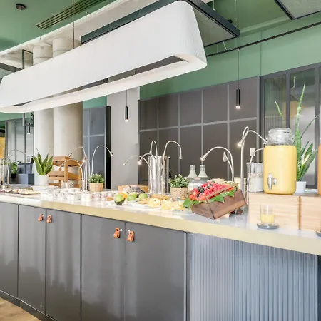 Novotel Gare De Lyon 4* Paris