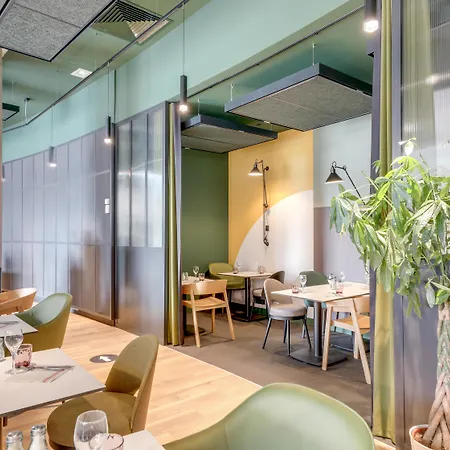 Novotel Gare De Lyon Hotel 4*