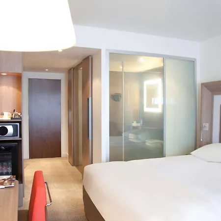 Novotel Gare De Lyon 4*