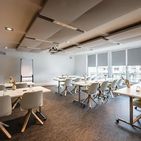 Novotel Gare De Lyon 4*