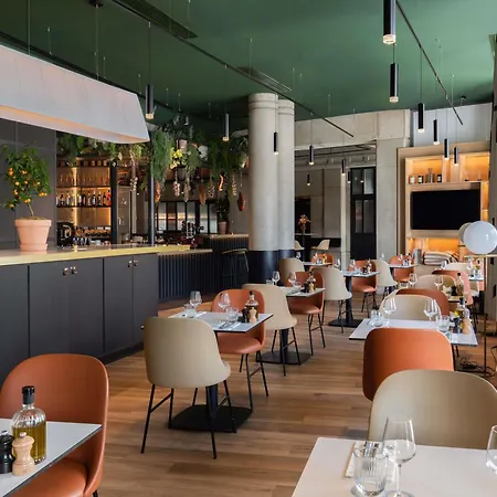 Novotel Gare De Lyon 4*