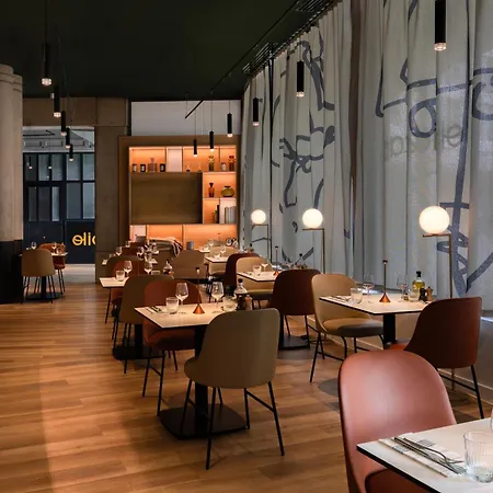 Hotel Novotel Gare De Lyon 4*