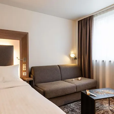 Отель Novotel Gare De Lyon Париж